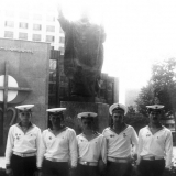 Памятник папы римского Иоанна (фото Кокоулина А.)
