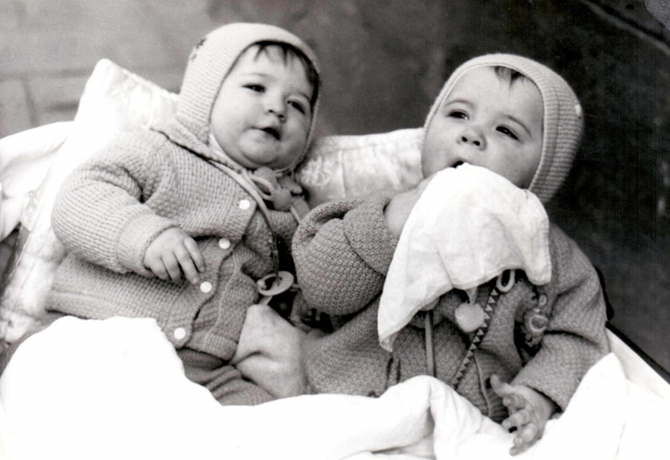 Мои двойняшки Игорь и Лена (1977 год)