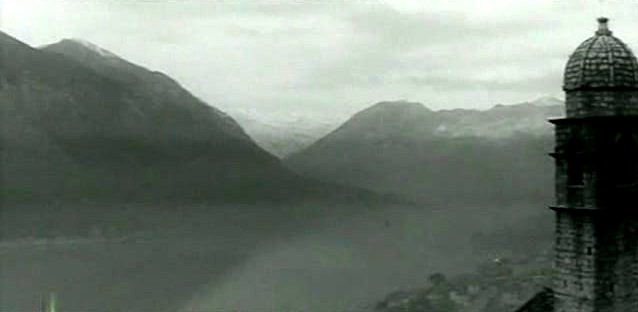 Кадр из фильма "Нейтральные воды"