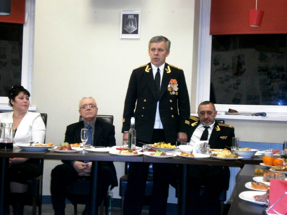 Выступает капитан 1 ранга Ковальский
