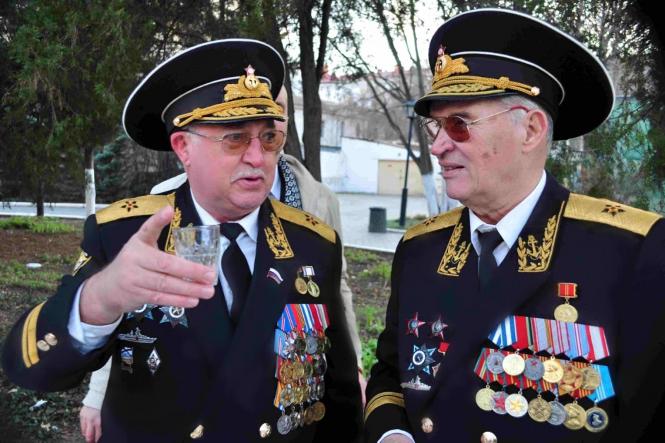 Адмиральская встреча. А.В. Ковшарь и В.А. Корнейчук