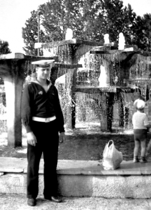 Валера Олексенко за границей(или Польша, или ГДР 1985г.)