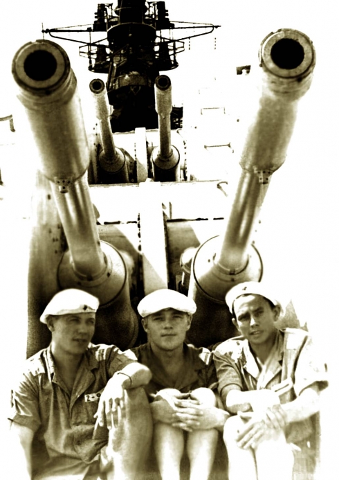 Красивый снимок под артустановкой  АК-726