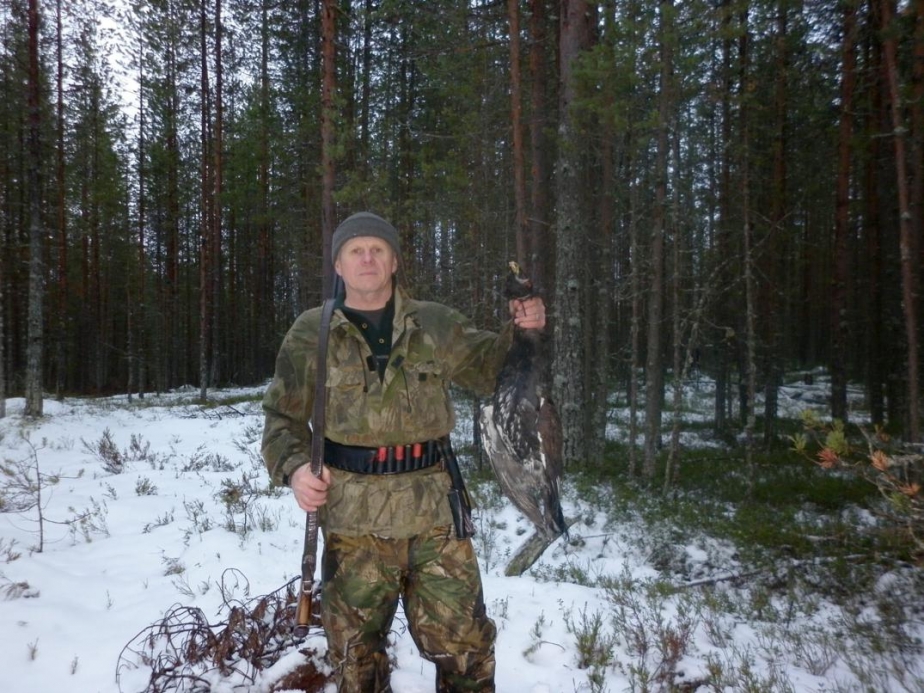 По первому снегу...