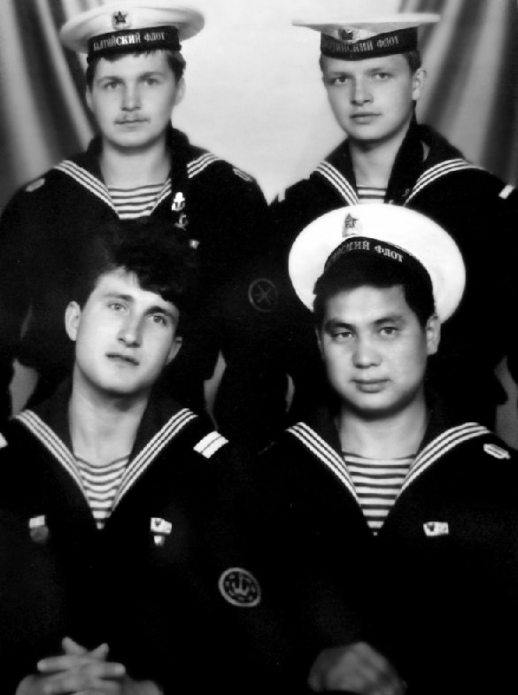 Я, Запорожан В., Даренский С. (боцман ДМБ 1990 осень) и его замена