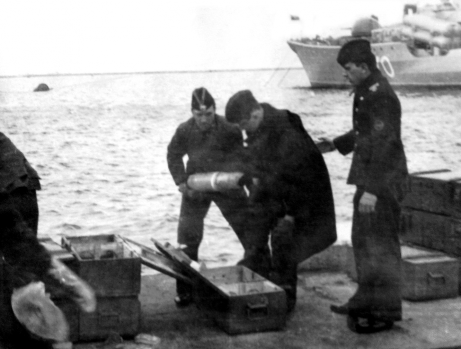 Разгрузка боезапаса