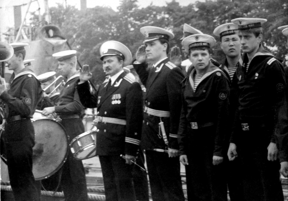 День ВМФ 1991год. Подьем флага